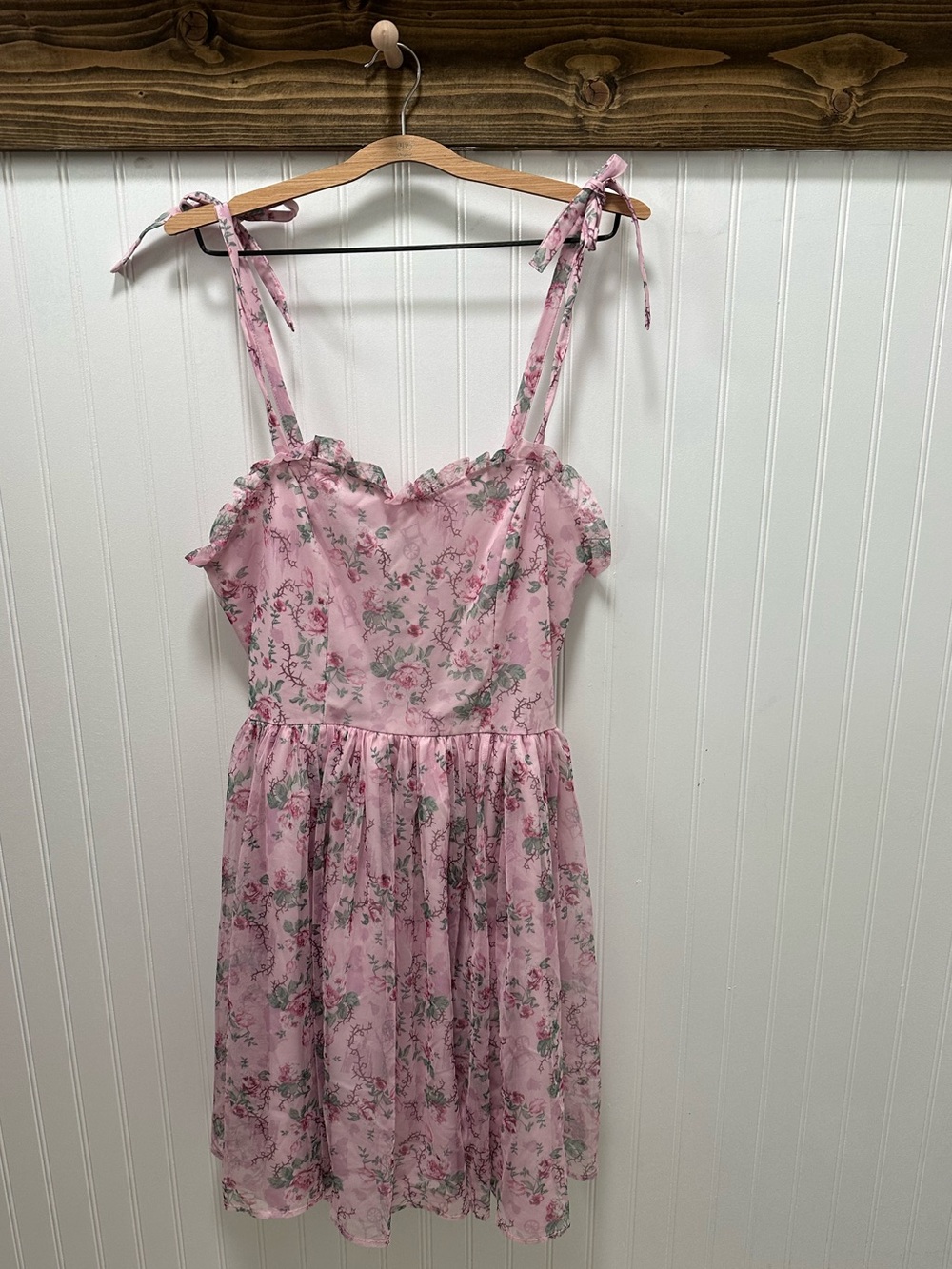 Disney Her Universe Light Pink Floral Ruffled Dress sleeping Beauty Sz l